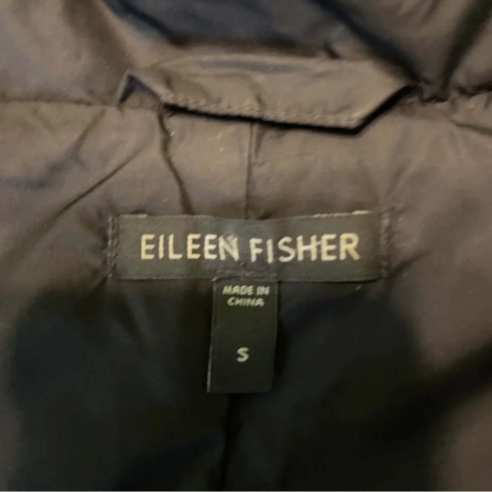 Eileen Fisher White Duck Down puffer coat
Small - Picture 7 of 8